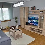 La De Lore, Piso Completo Apto 6 Personas Con Garaje Appartement