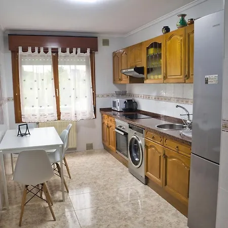 La De Lore, Piso Completo Apto 6 Personas Con Garaje Διαμέρισμα