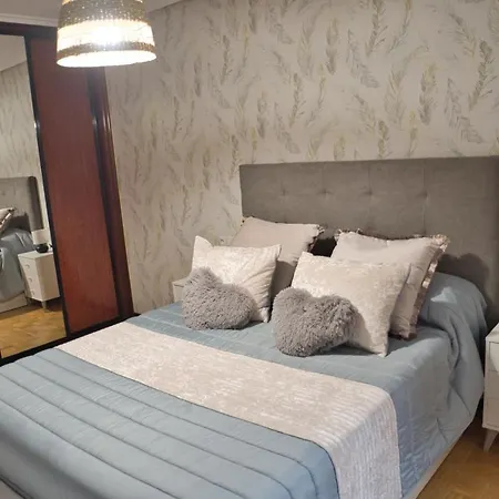 La De Lore, Piso Completo Apto 6 Personas Con Garaje Διαμέρισμα